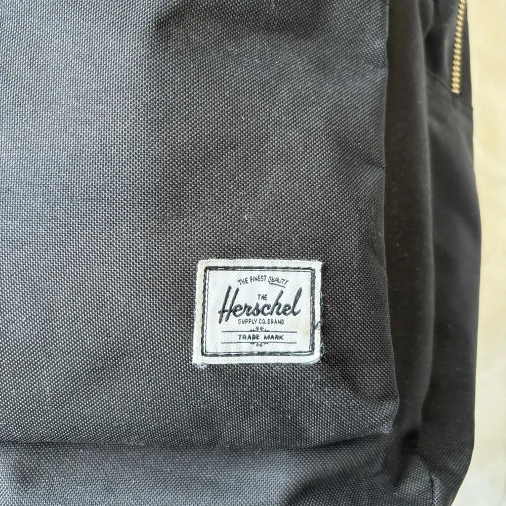 Herschel Supply Company Black Settlement Canvas Laptop Padded Backpack